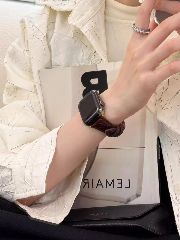 Real Leather Band For Apple Watch 38mm 41mm 40mm 42mm 45mm 46mm 49mm Luxury Slim Woman Strap For iWatch Ultra 10 9 8 7 SE 6 5 4